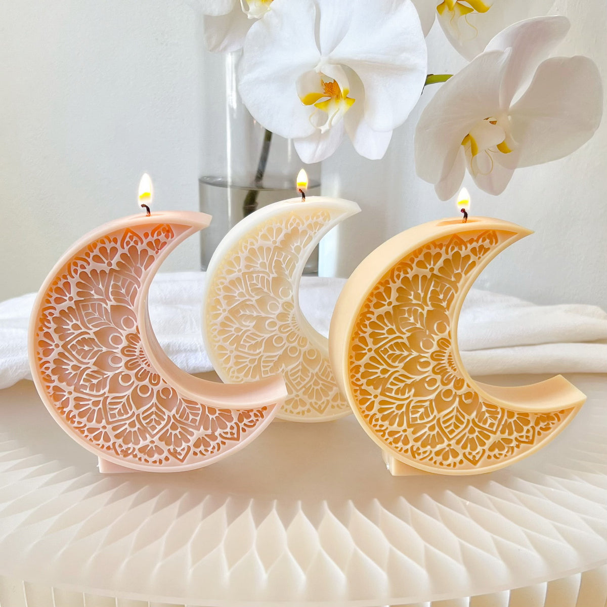 Moon Shaped Ramadan Candle - Eid Décor & Gifts | LMJ Candles