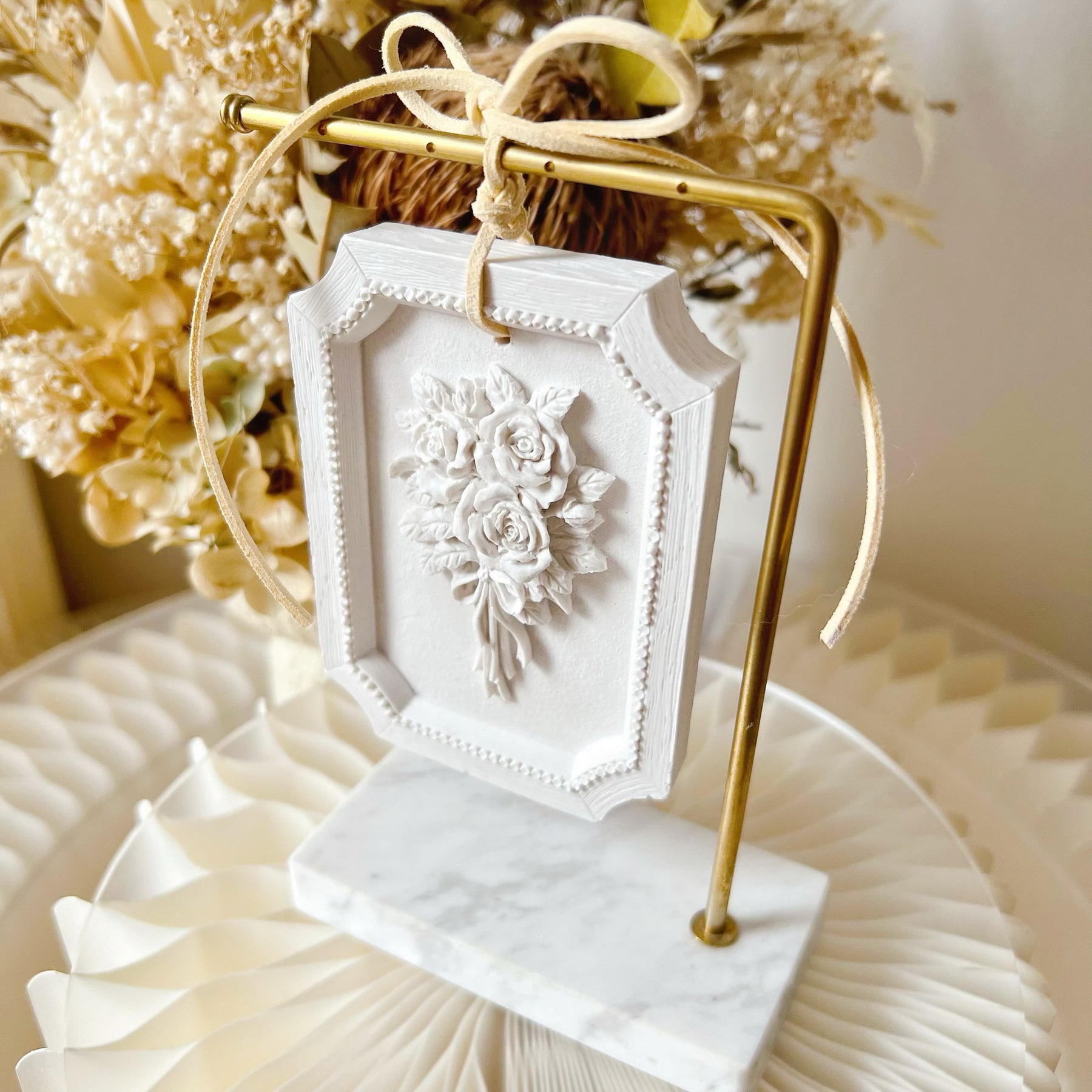 Handmade Rose Bouquet Home Hanging Diffuser | LMJ Candles
