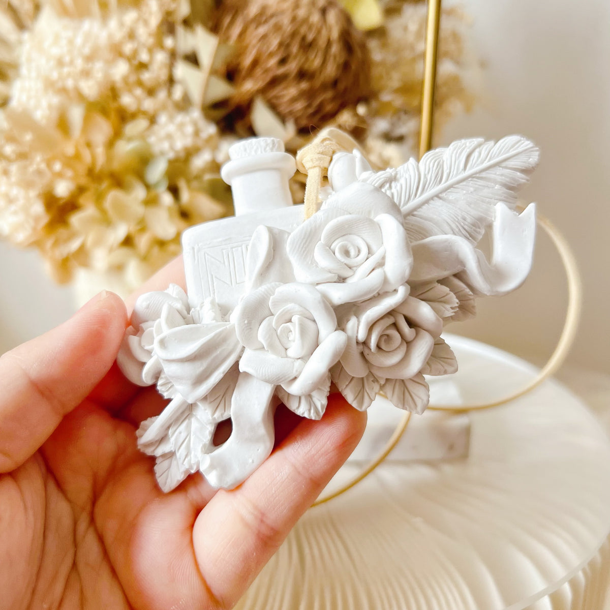 Quill & Ink Flower Home Hanging Diffuser | LMJ Candles