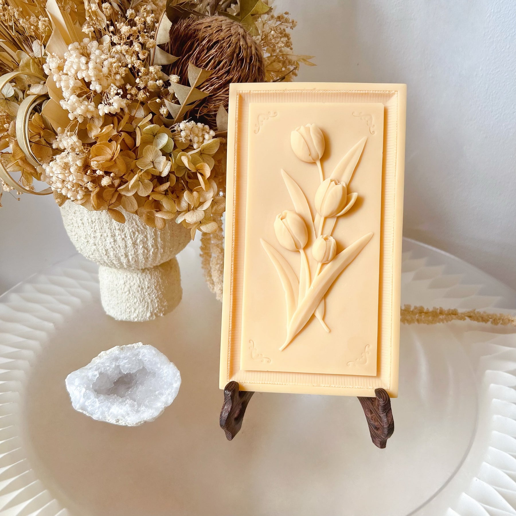 Tulip Flower Scented Soy Wax Tablet, Home Décor - LMJ Candles