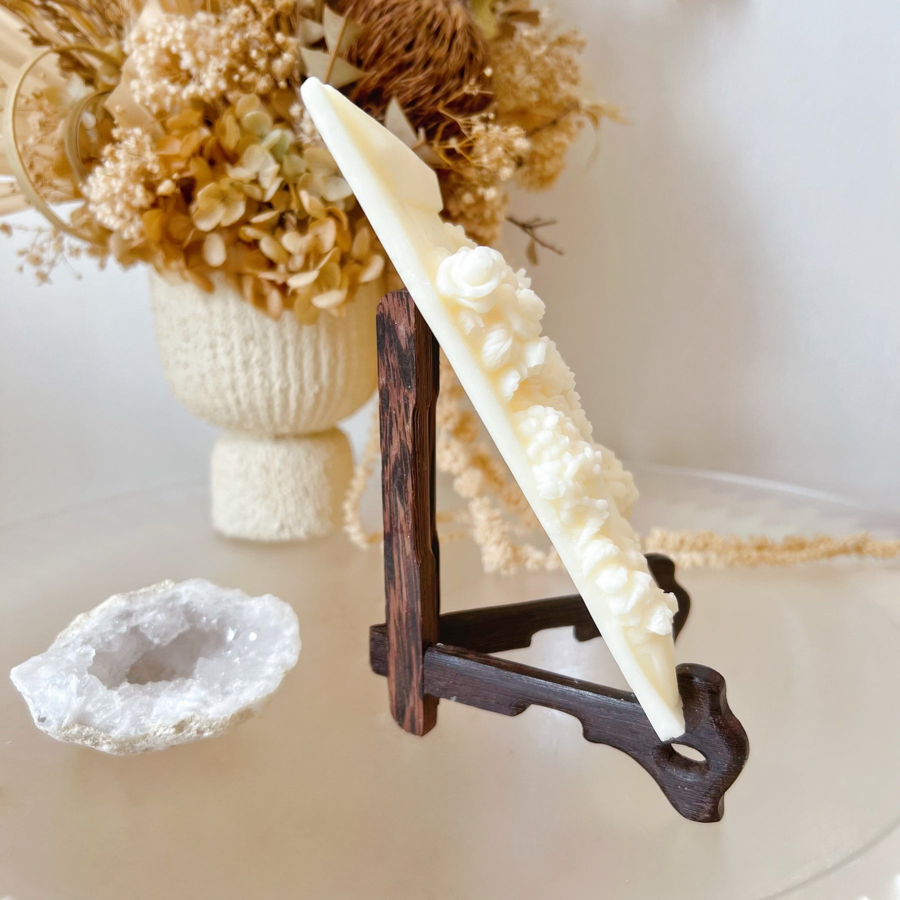 Flower Booth Scented Soy Wax Tablet, Home Décor - LMJ Candles