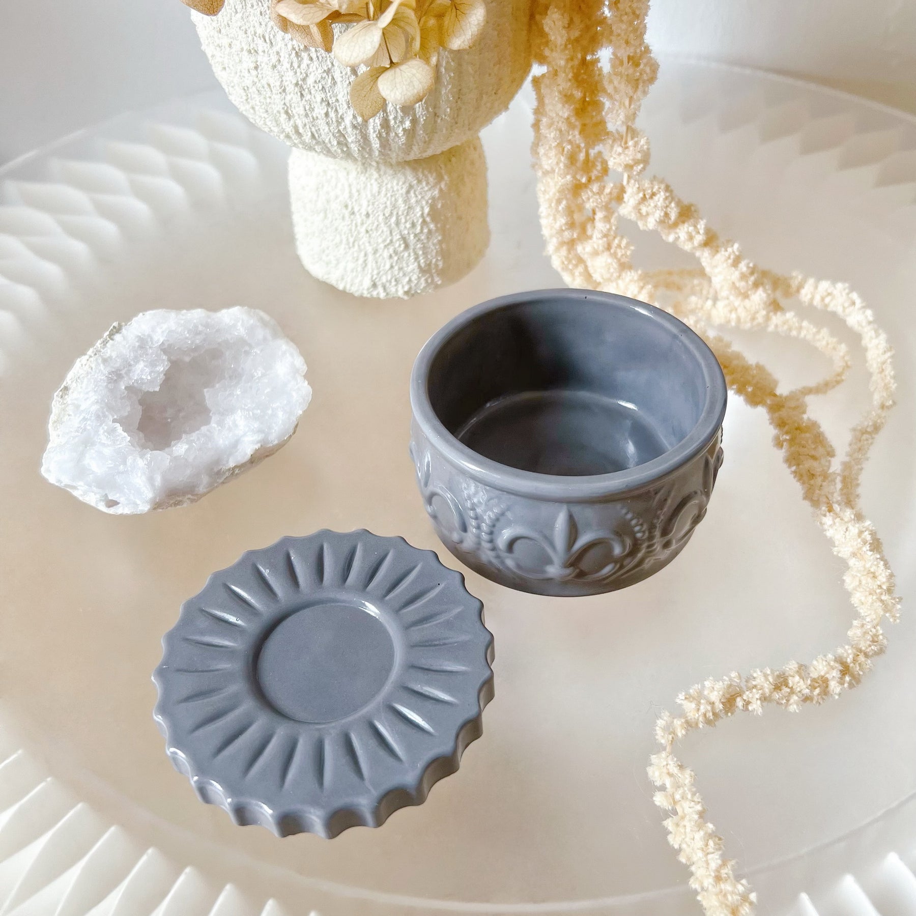 Handcrafted Retro Round Trinket Box - LMJ Candles