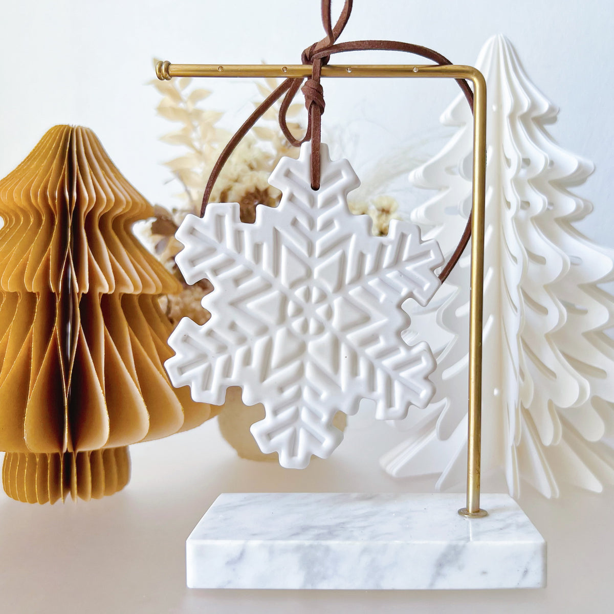 Snowflake Home Hanging Diffuser - Handmade Xmas Gift - LMJ Candles