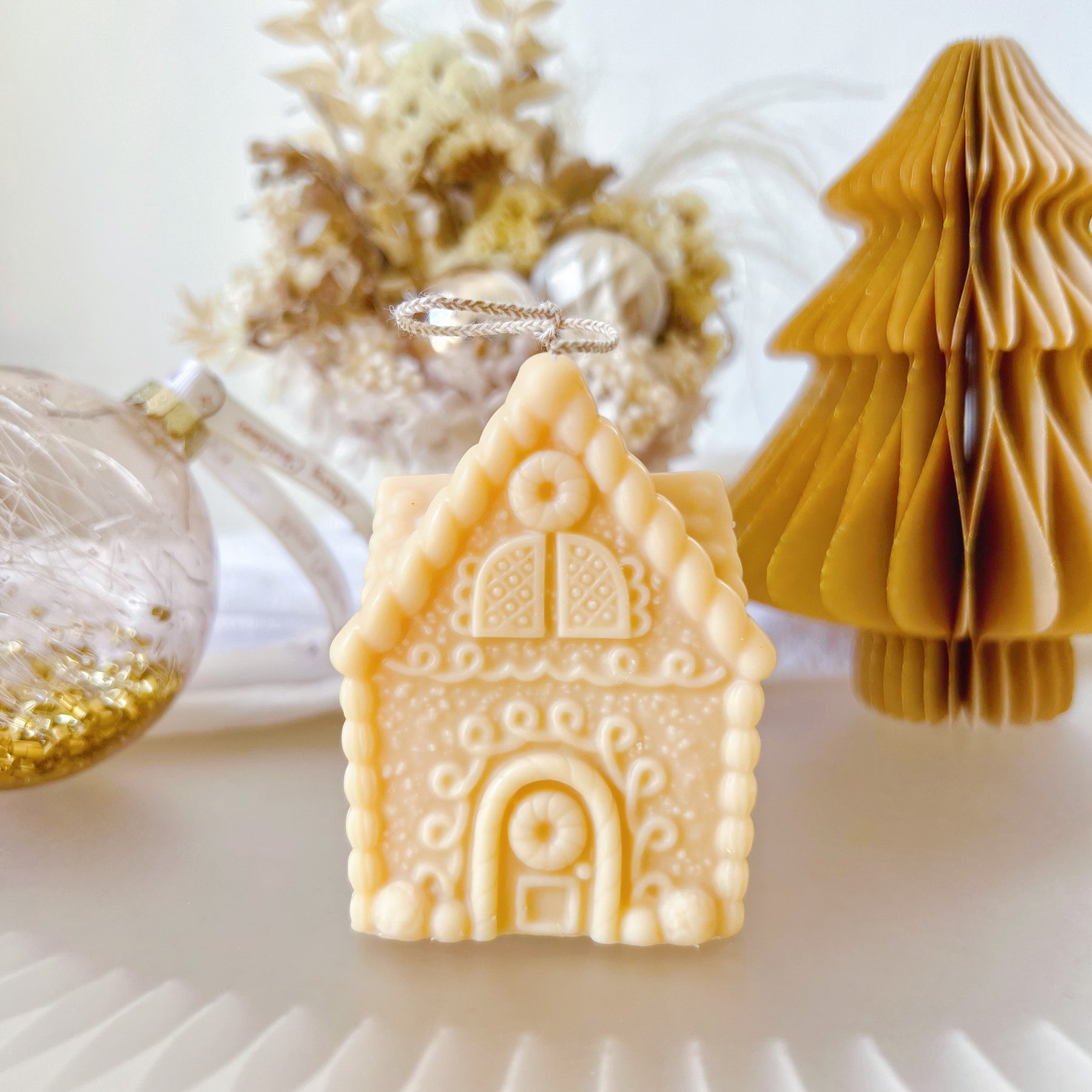 Candy House Candle, Handmade Christmas Gift & Décor - LMJ Candles