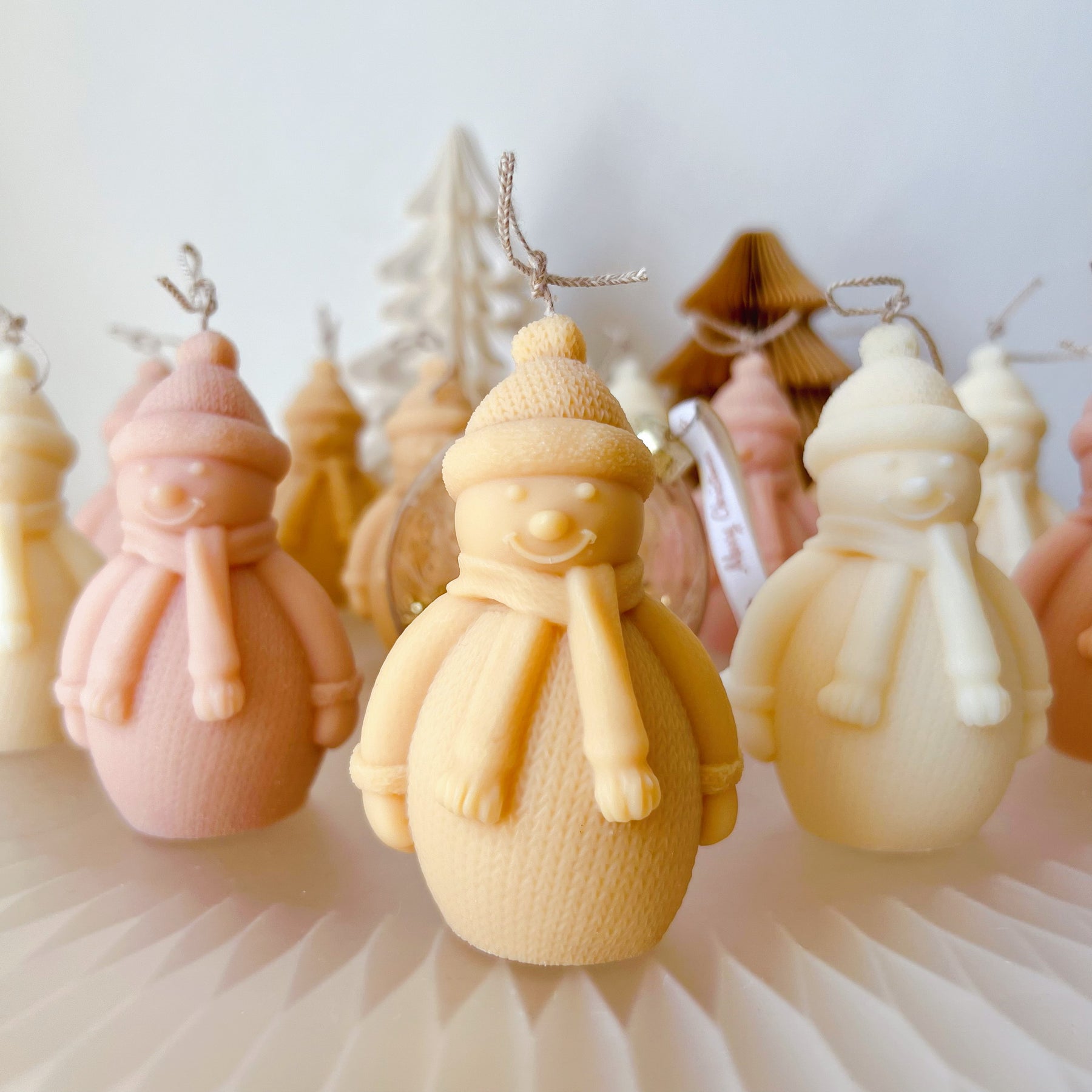 Christmas Gift & Xmas Décor - Snowman Candle - LMJ Candles