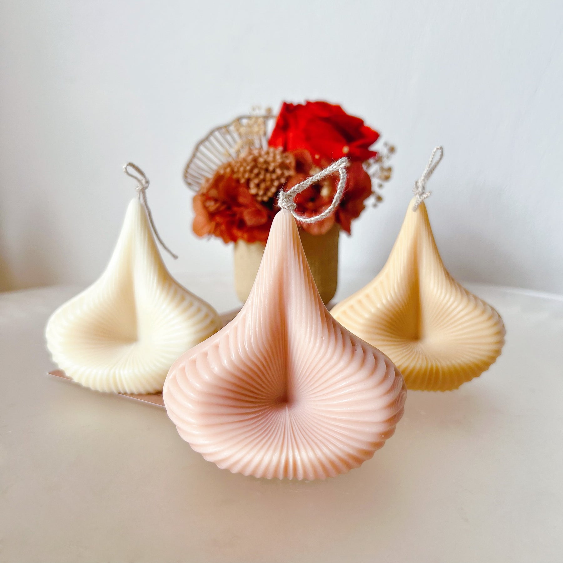 Ribbed Pyramid Scented Soy Candle, Home Décor - LMJ Candles