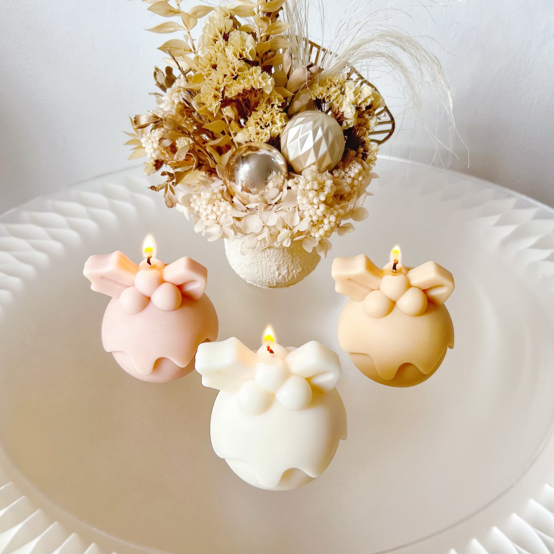 Christmas Bauble Candle, Handmade Christmas Gifts - LMJ Candle