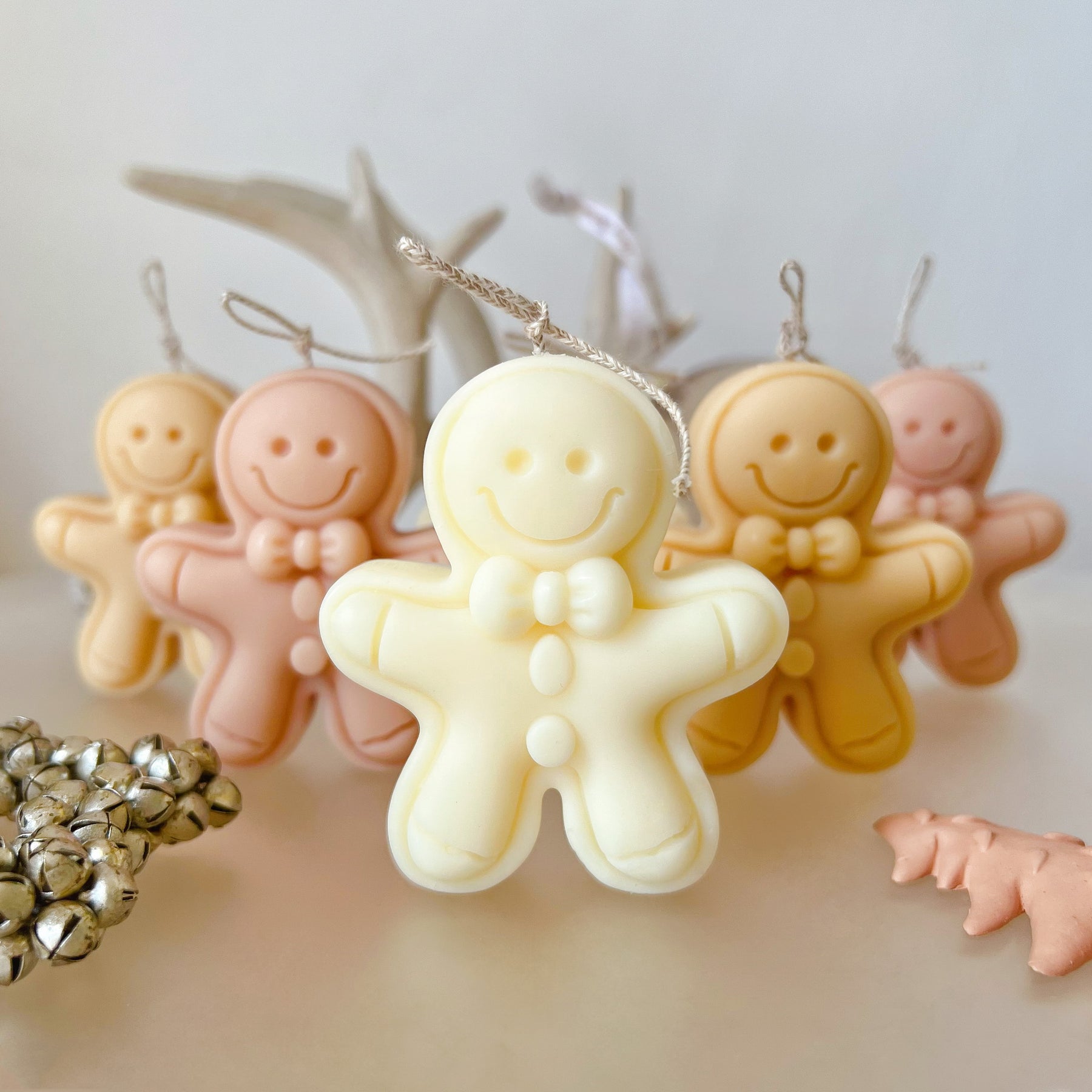 Christmas Gift & Xmas Décor, Gingerbread Man Candle - LMJ Candles