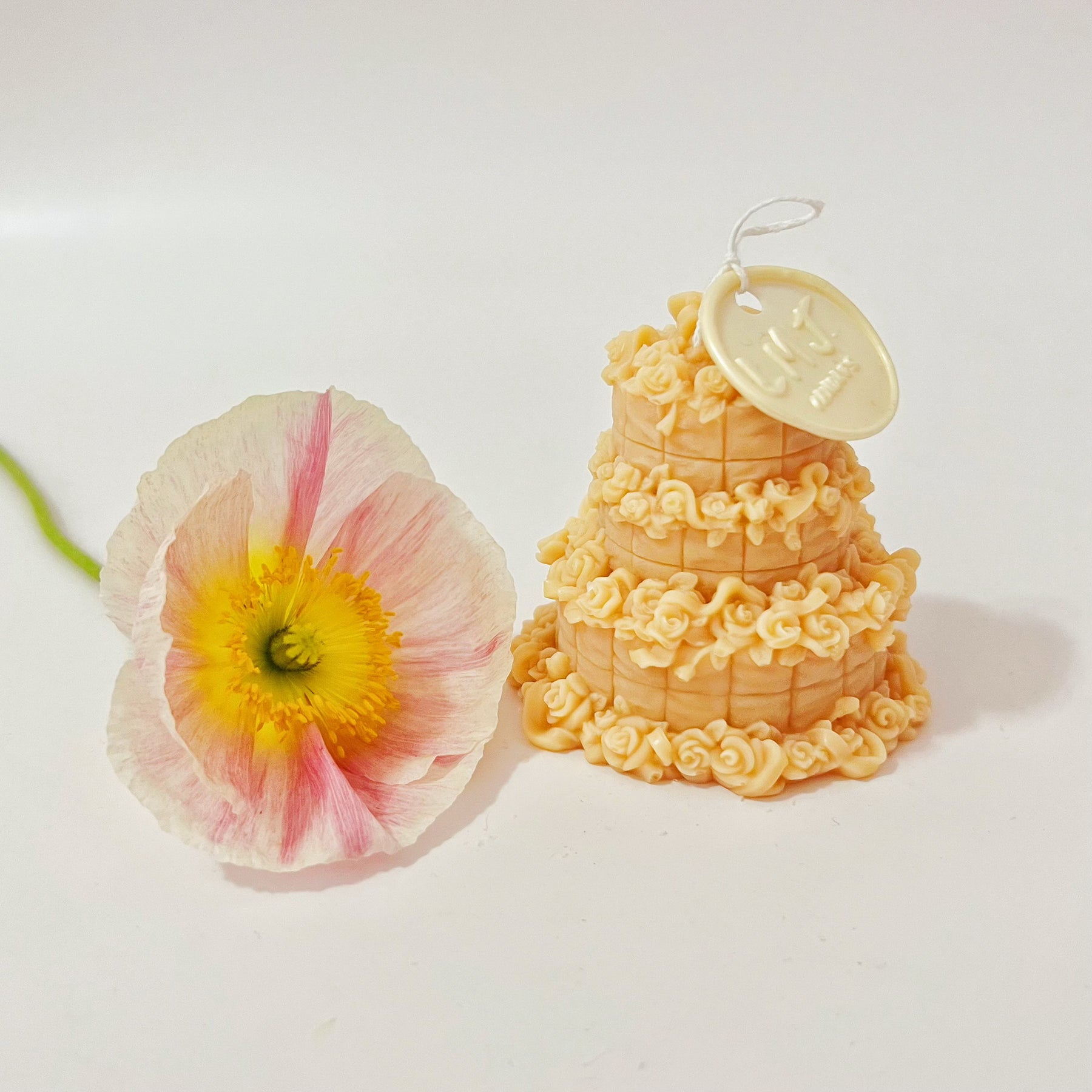 Rose Cake Scented Soy Candle, Birthday Gifts - LMJ Candles