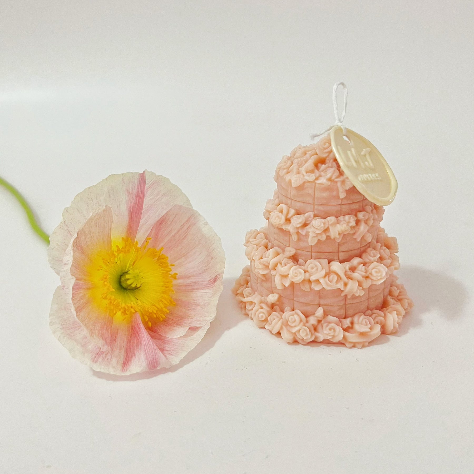 Rose Cake Scented Soy Candle, Birthday Gifts - LMJ Candles
