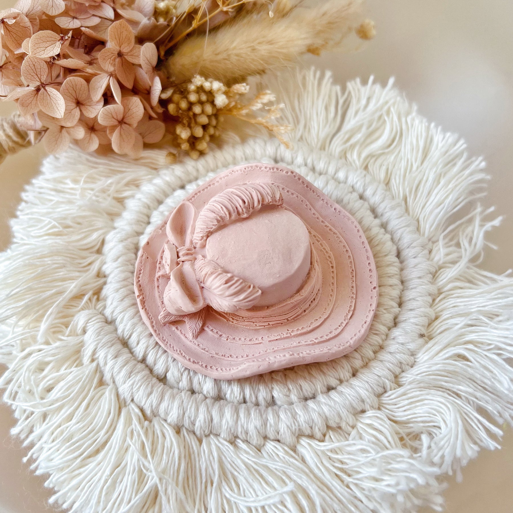 Hat Shaped Car Vent Air Freshener Clips | LMJ Candles