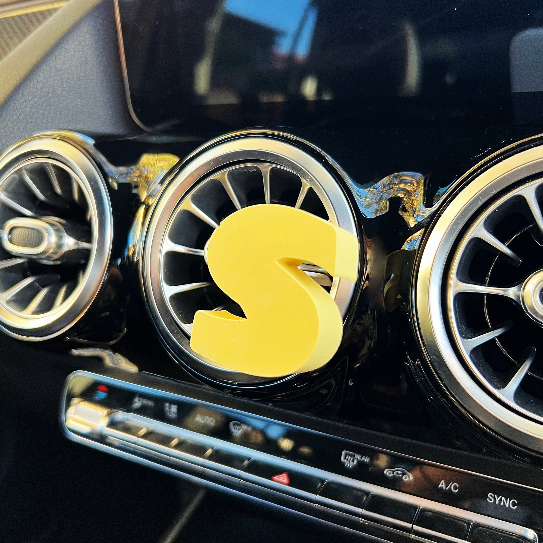 Alphabet Letter Air Freshener Car Vent Clip Car Diffuser | LMJ Candles