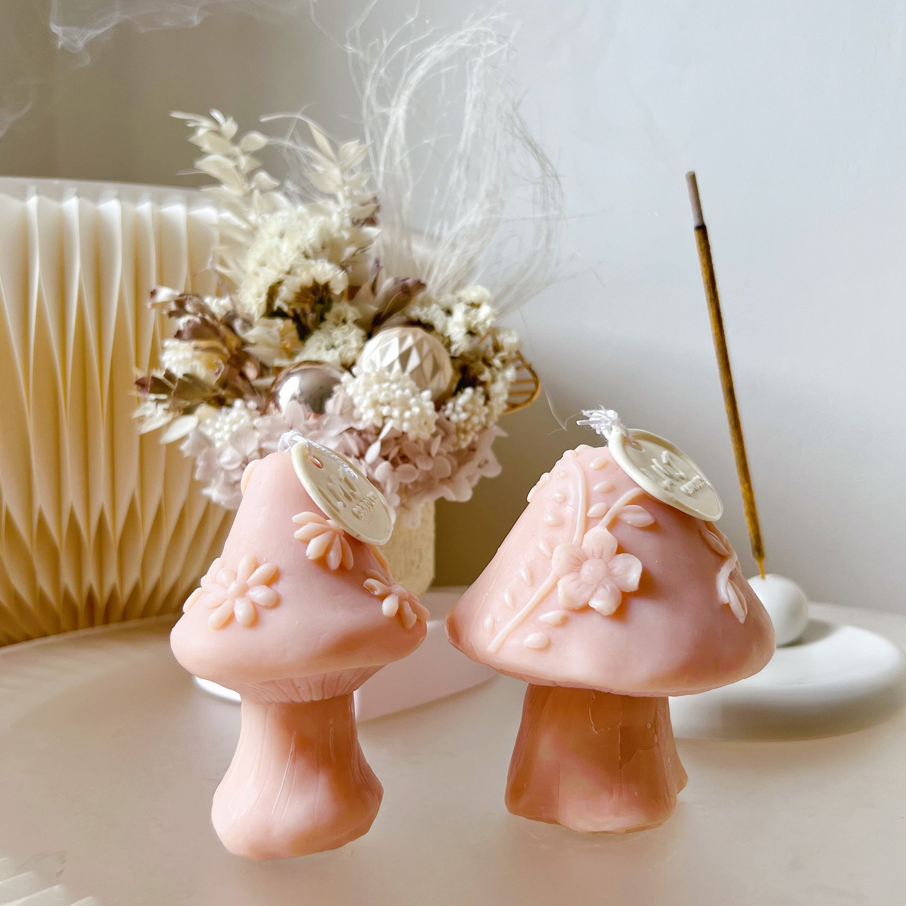 Flower Mushroom Scented Soy Candle - Unique Gift Set | LMJ Candles