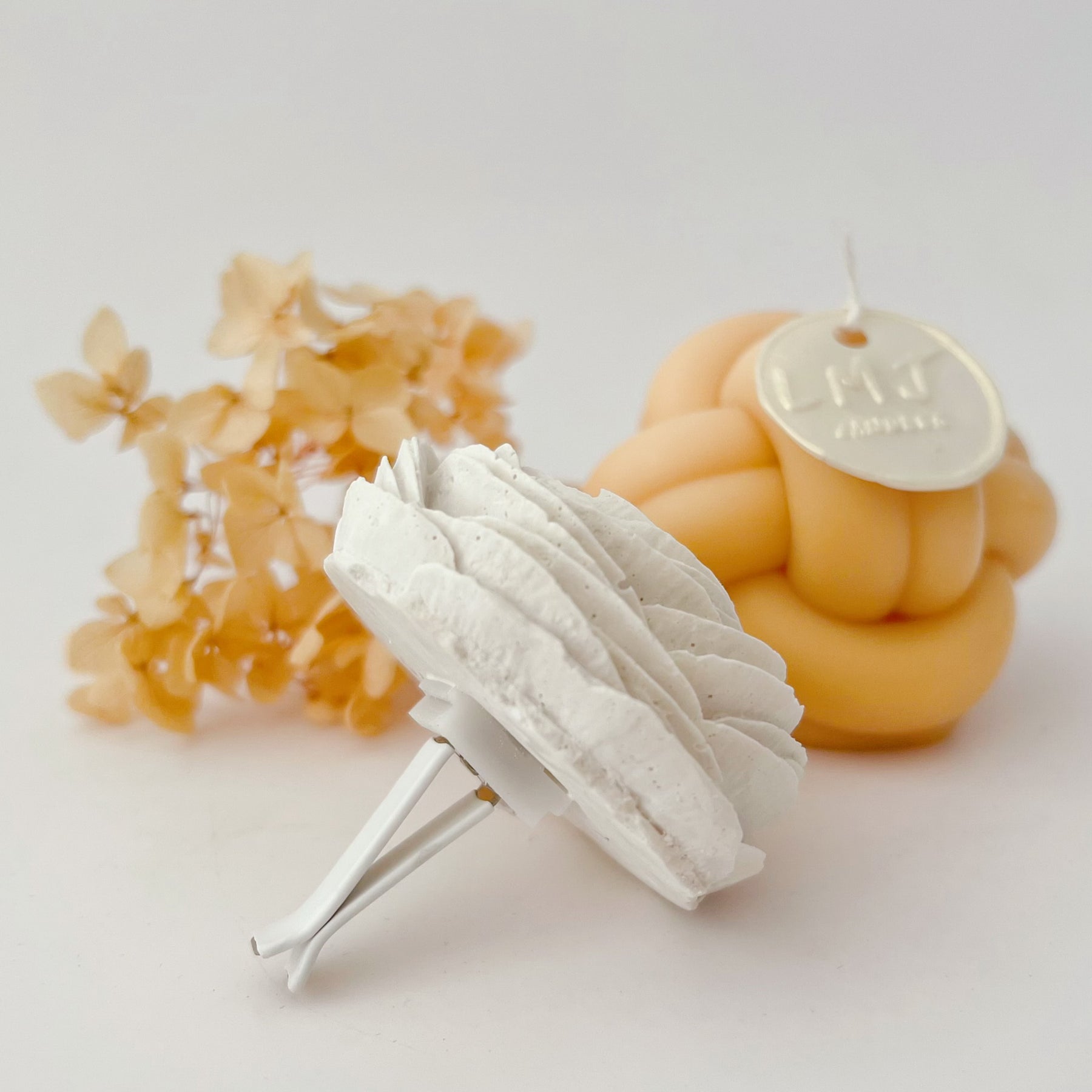 Ranunculus Air Freshener - Car Vent Clip | LMJ Candles