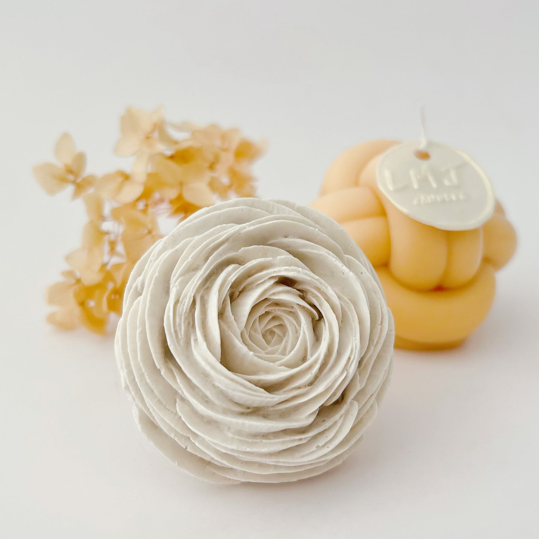 Ranunculus Air Freshener - Car Vent Clip | LMJ Candles