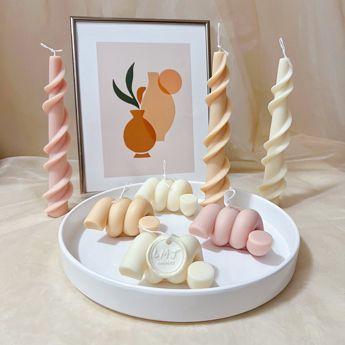 Small Knot Scented Soy Candle - Cute Home Décor | LMJ Candles