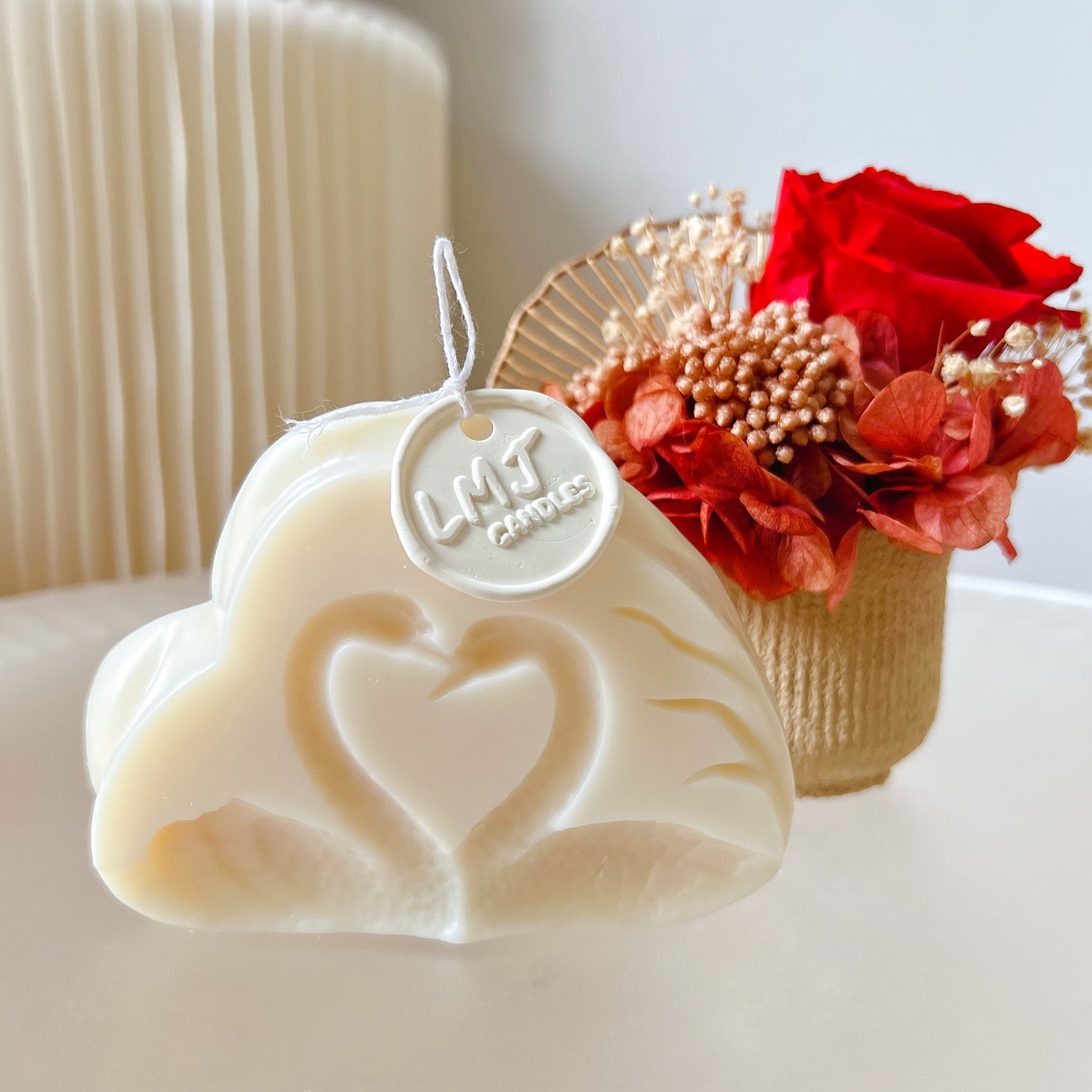 Swan Scented Soy Candle - Valentine's Day Gift | LMJ Candles