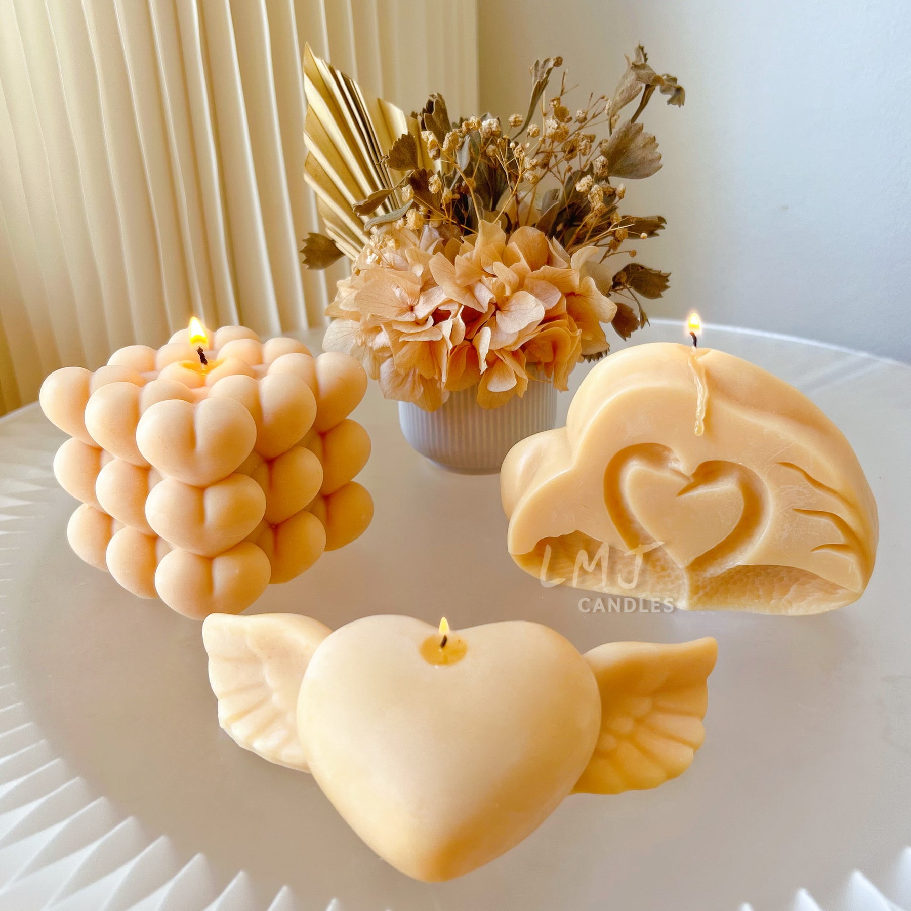 Swan Scented Soy Candle - Valentine's Day Gift | LMJ Candles