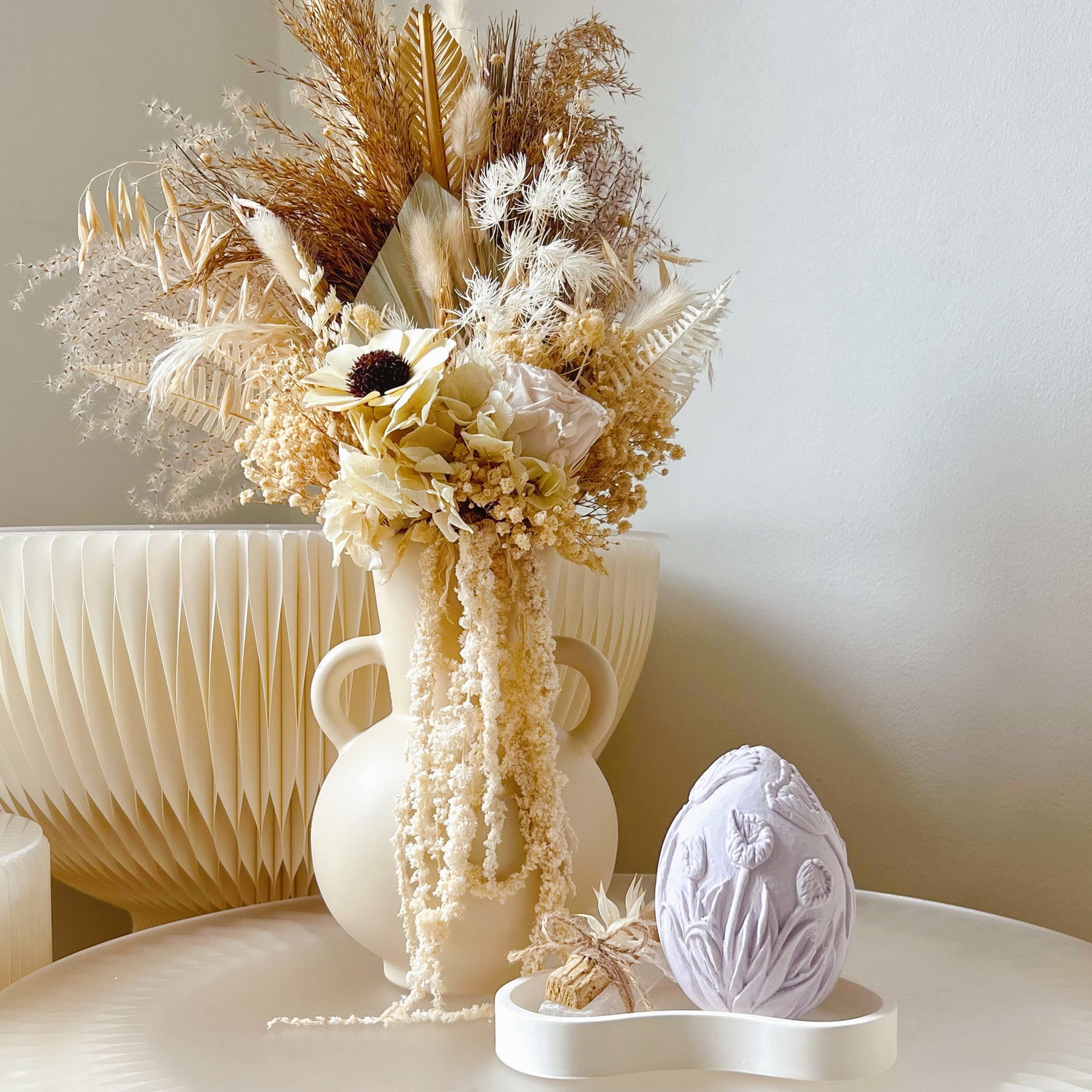 Handmade Carved Tulip Egg Home Décor | LMJ Candles