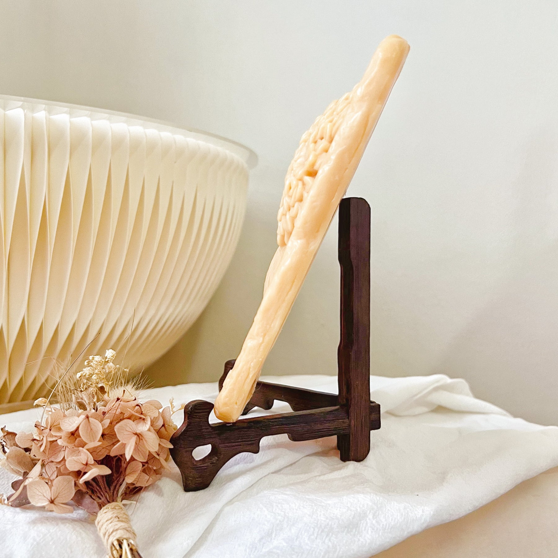 Carved Flower Scented Soy Wax Tablet | LMJ Candles