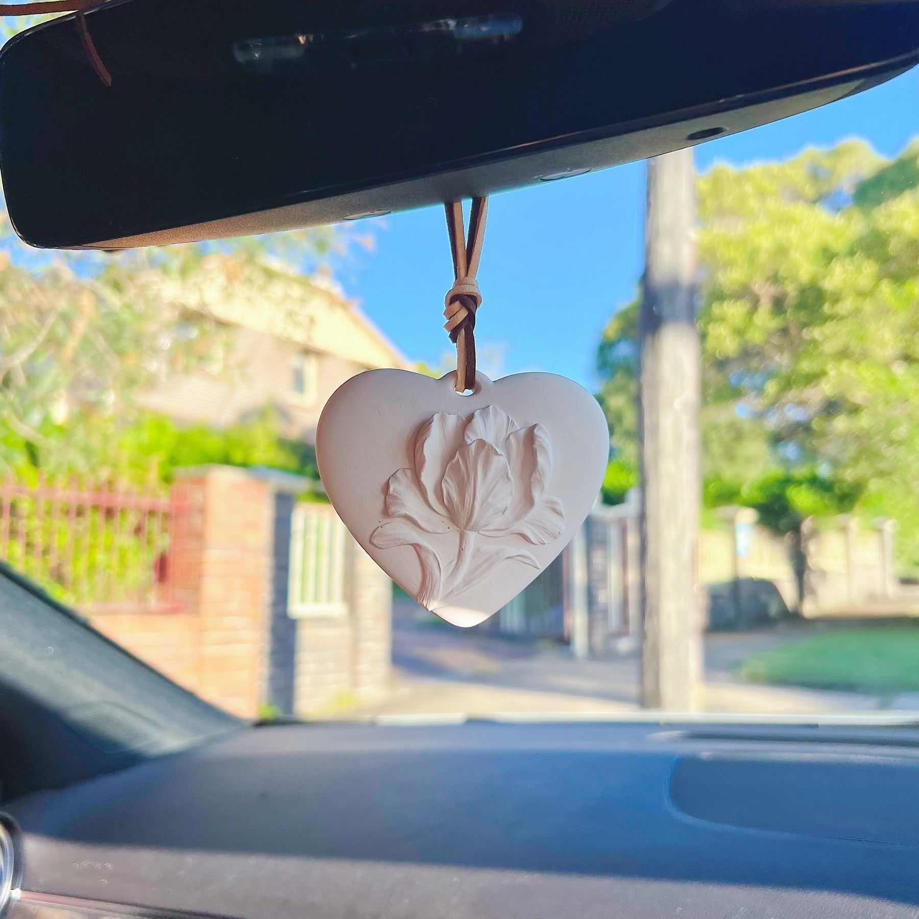 Flower Heart Air Freshener - Car Hanging Diffuser | LMJ Candles