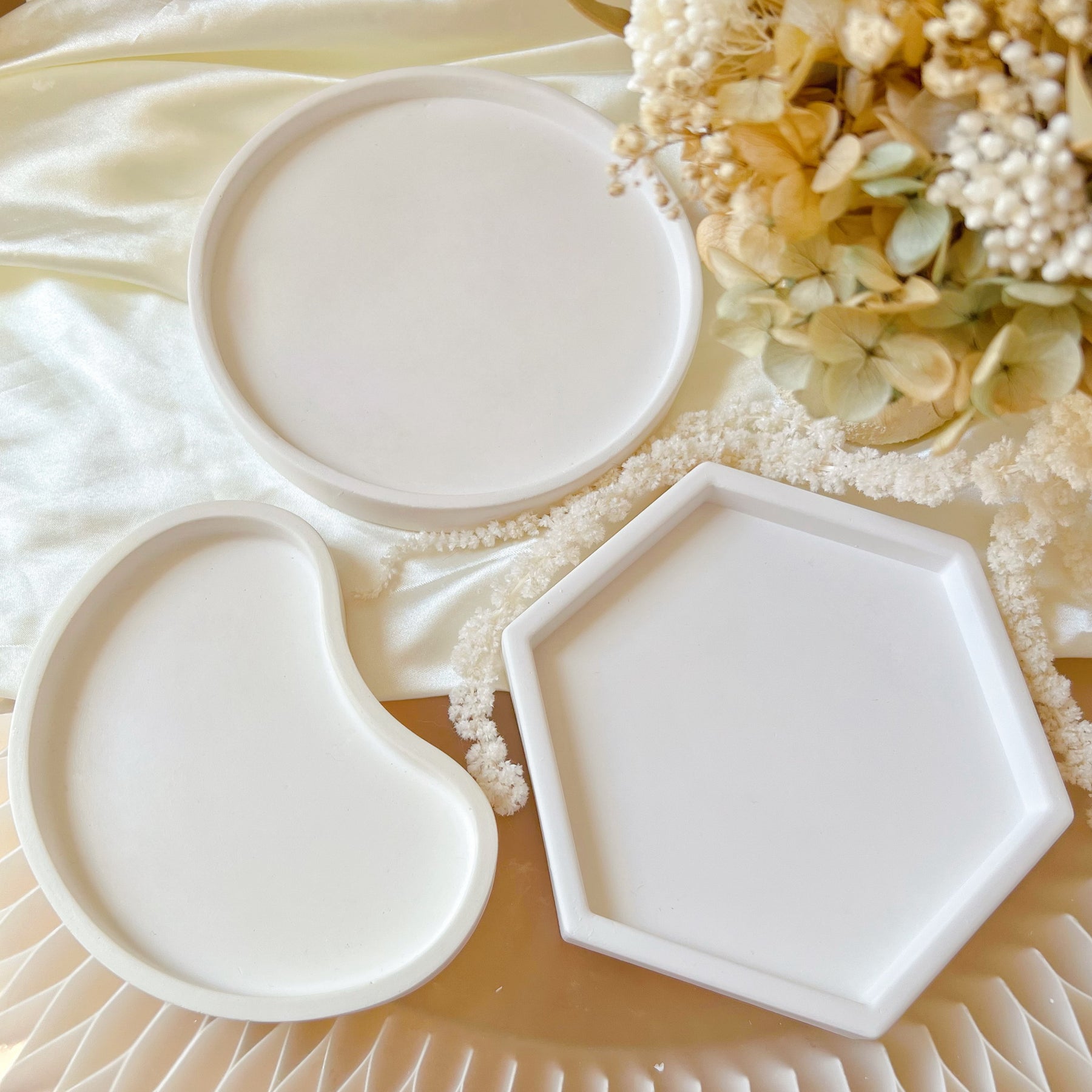 Handcrafted Minimalistic Candle Tray | LMJ Candles