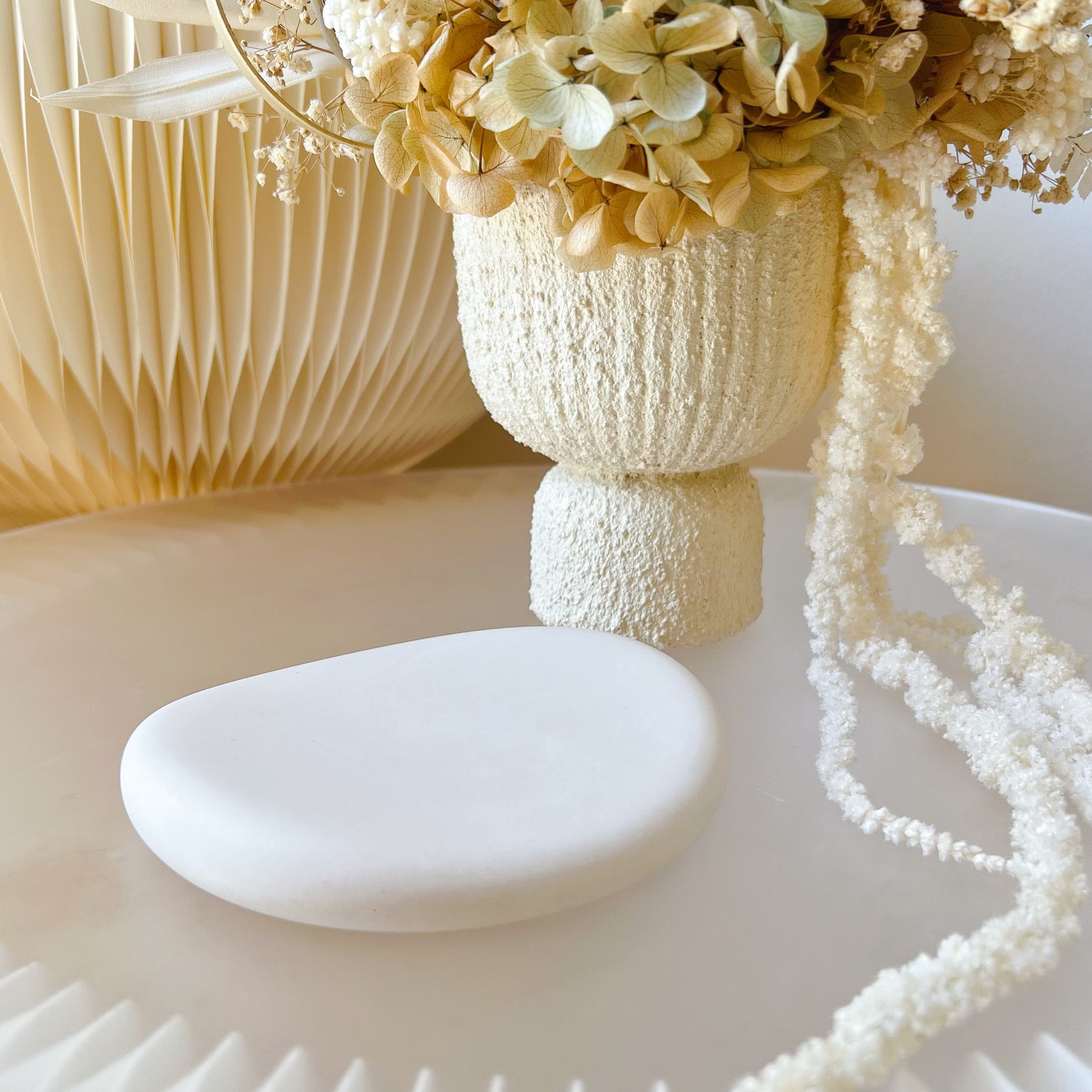 Handcrafted Minimalistic Curved Tray Trinket Dish | LMJ Candles