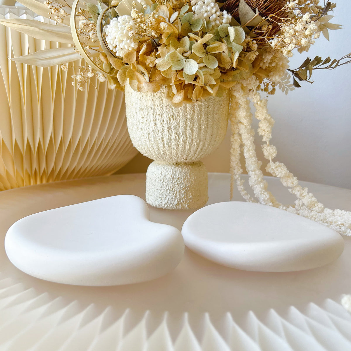 Handcrafted Minimalistic Curved Tray Trinket Dish | LMJ Candles