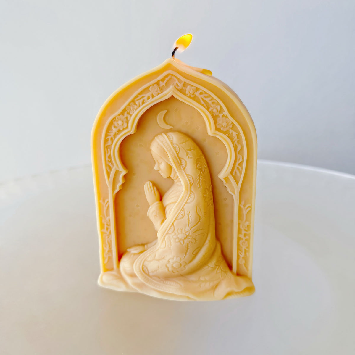 Praying Lady Arch Soy Candle, Ramadan Collection, LMJ Candles 