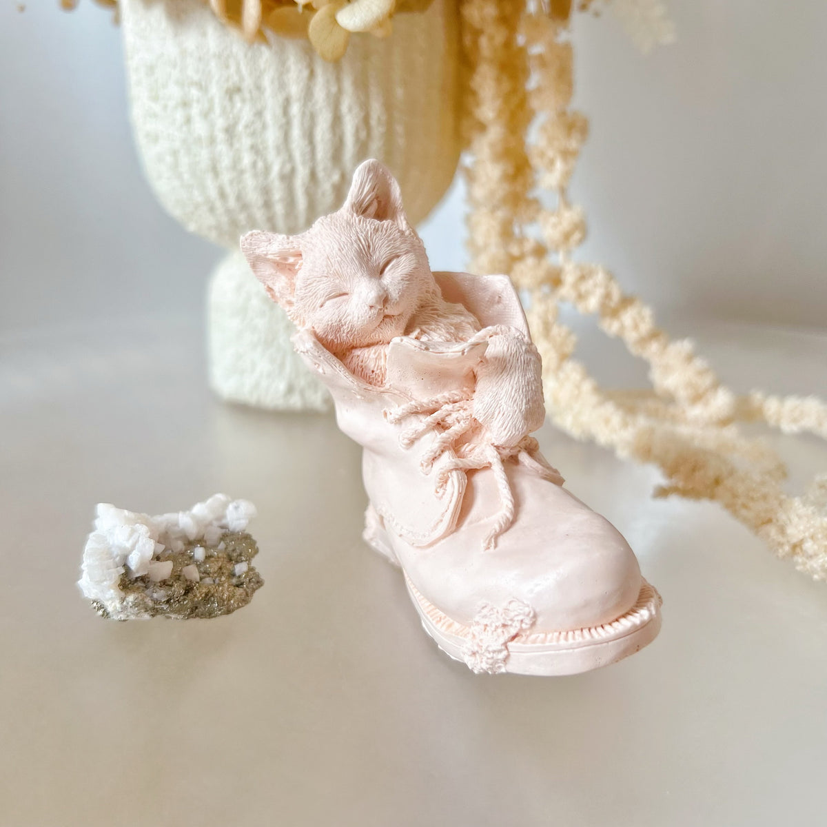 Handmade Sleeping Cat in Boot Home Décor - LMJ Candles