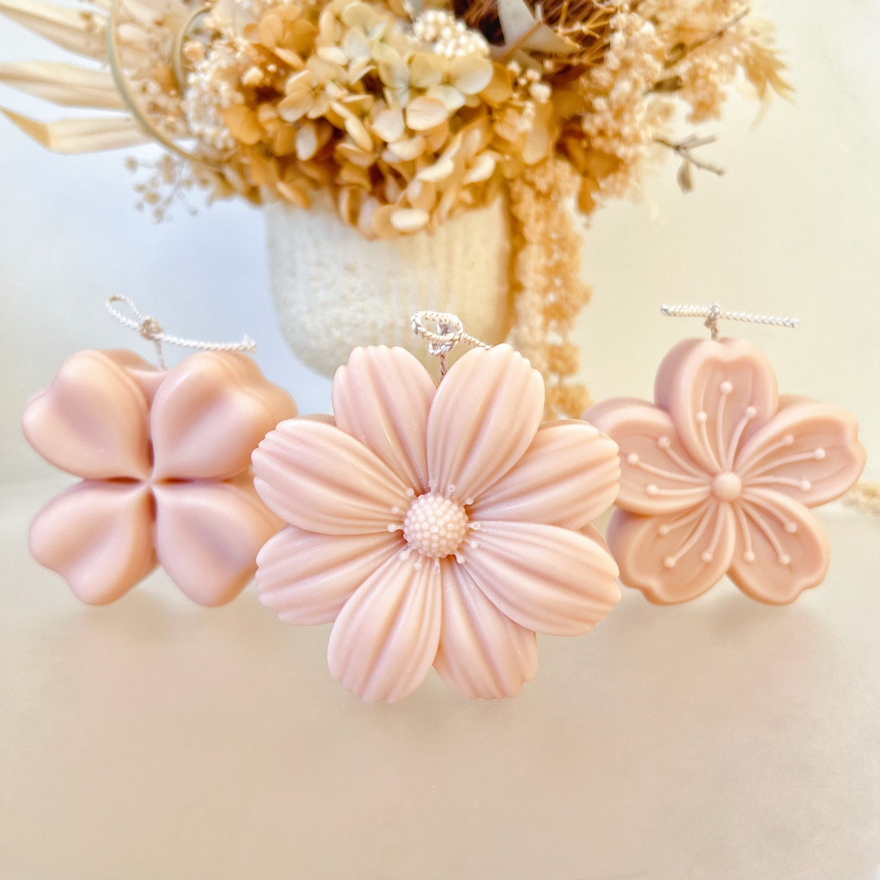 Floral Glow Scented Soy Candle | Cherry Blossom, Daisy & Four Leaf Clover | LMJ Candles