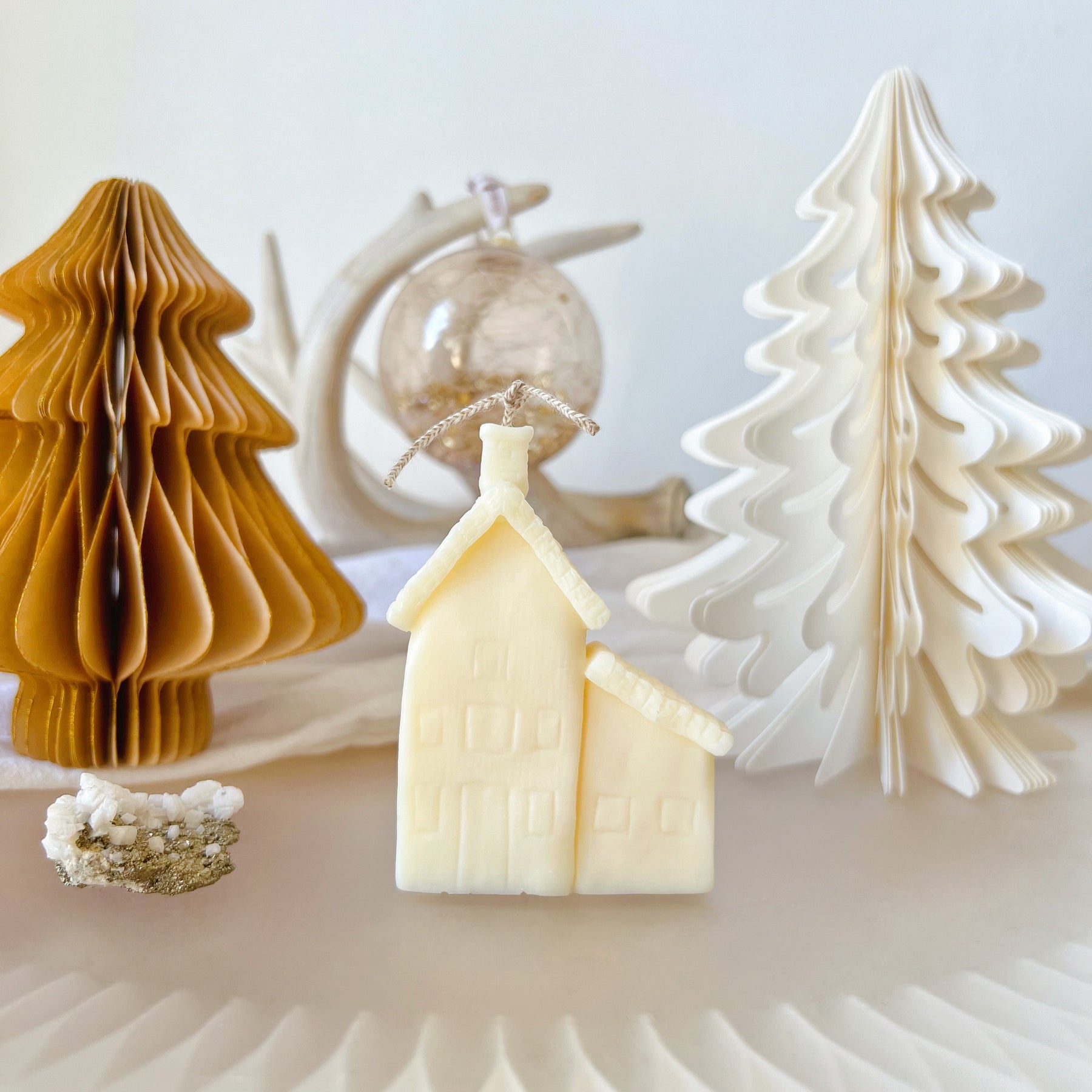 Christmas House Candle, Handmade Christmas Gift & Décor - LMJ Candles