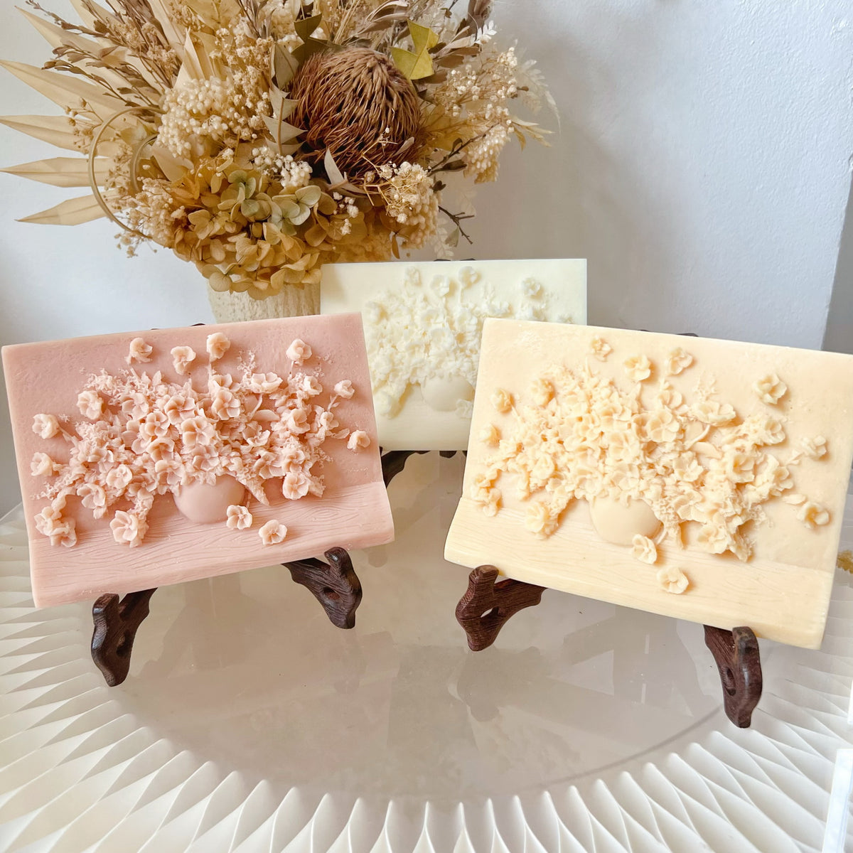 Flower Bouquet Scented Soy Wax Tablet, Home Décor - LMJ Candles