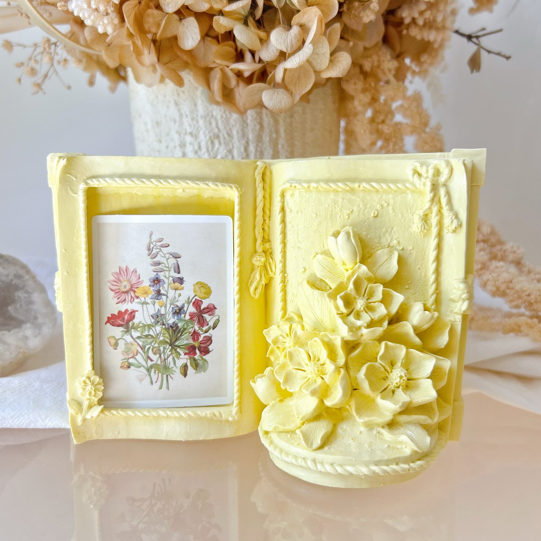 Handmade Magnolias Photo Frame, Home Décor - LMJ Candles