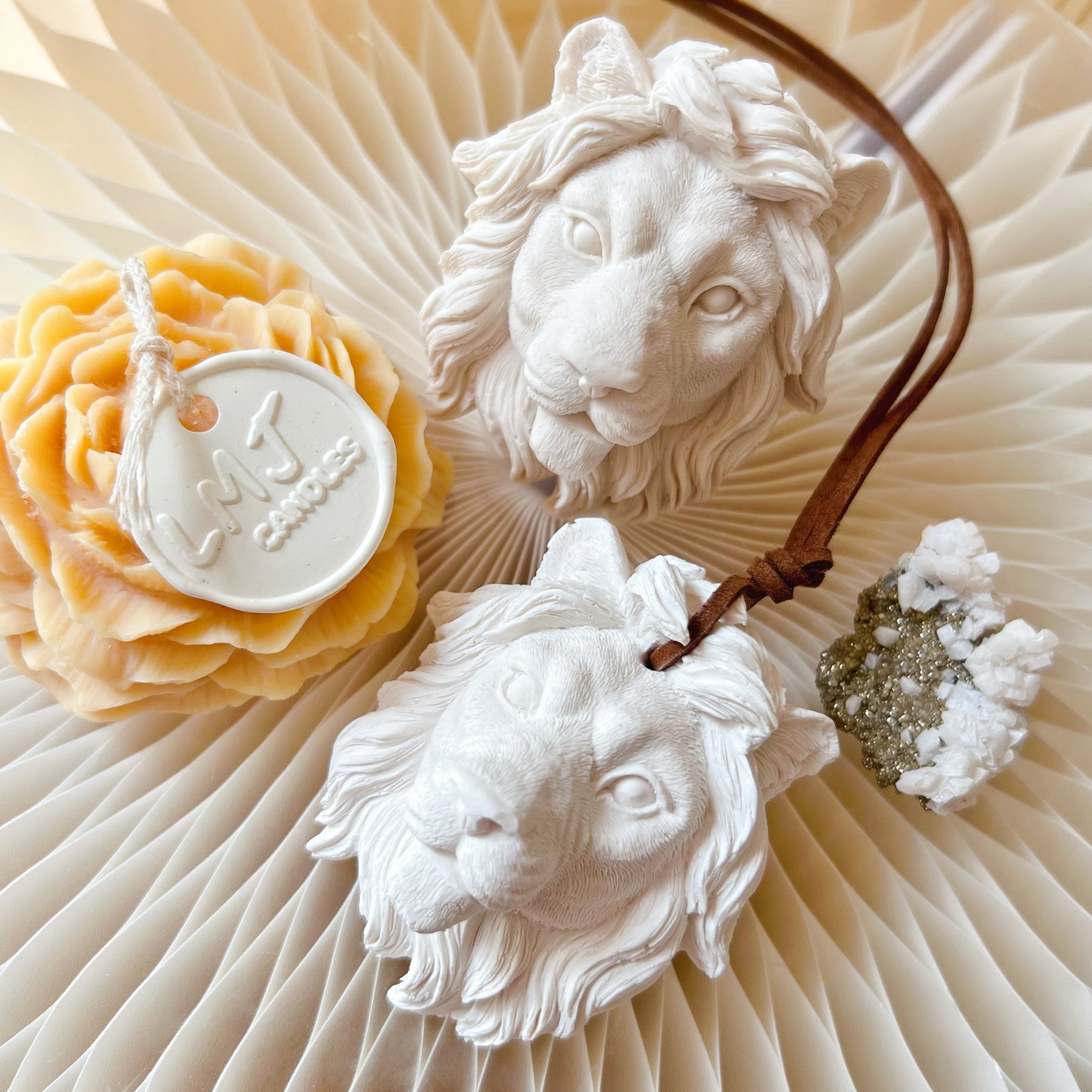 Lion Bust Air Freshener - Car Vent Clip Hanging Diffuser | LMJ Candles