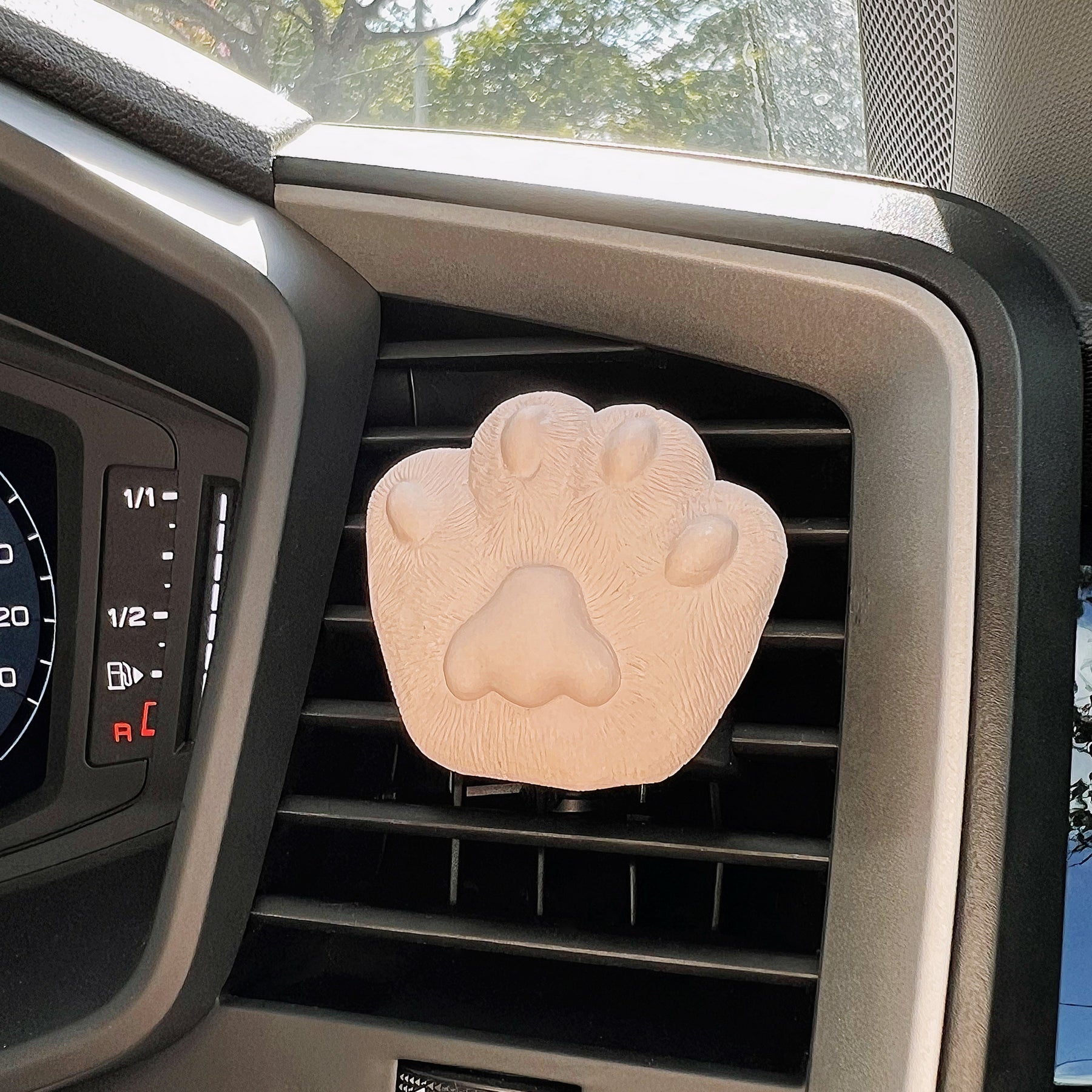 Cute Cat Paw Dog Paw Air Freshener - Car Vent Clip | LMJ Candles
