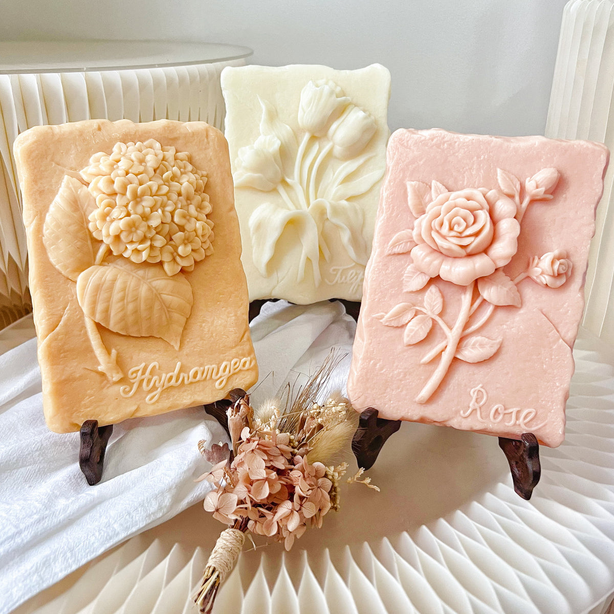 Carved Flower Scented Soy Wax Tablet - Home Décor | LMJ Candles